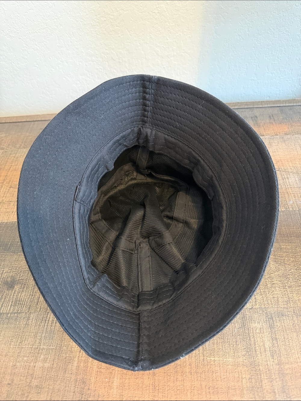 Urban Outfitters Black Bucket Hat with Yellow Butterfly and White Daisies - Picture 6 of 6